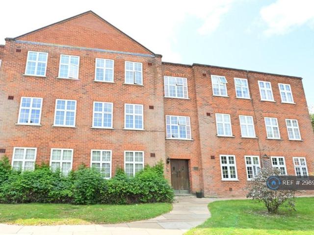 3 bedroom flat to rent