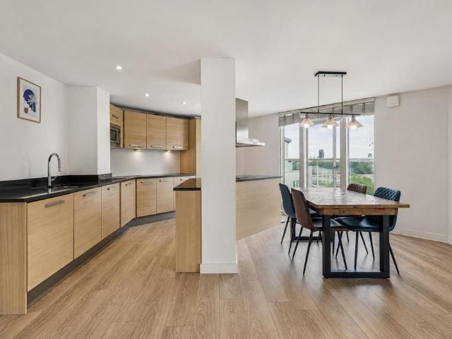 3 bedroom flat to rent