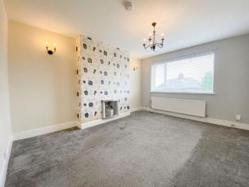 3 bedroom flat to rent