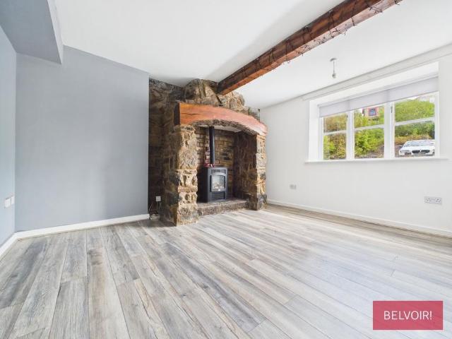 2 bedroom semi detached house to rent