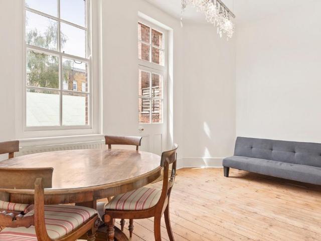 3 bedroom flat to rent
