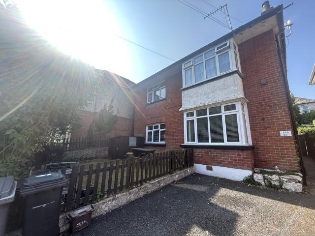 3 bedroom Flat To Rent