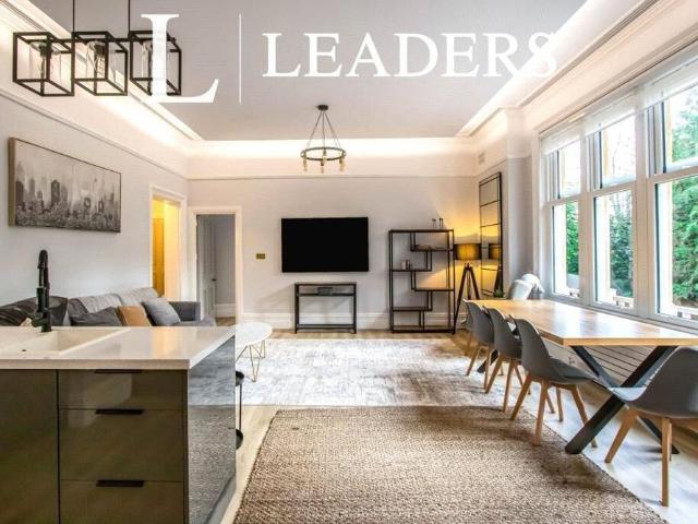 3 bedroom flat to rent