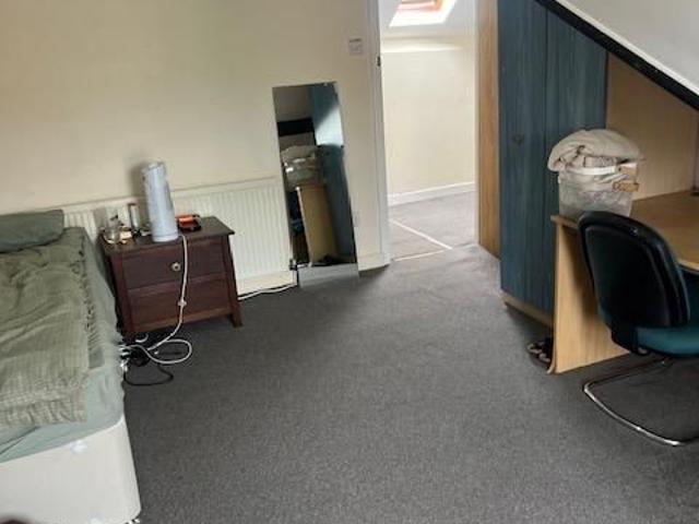 3 bedroom flat to rent