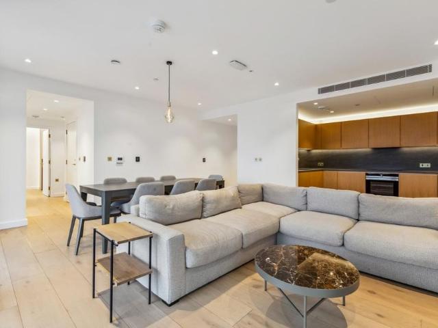 3 bedroom flat to rent