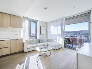 Nine Elms, London, Greater London - Balcony