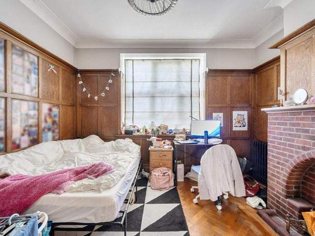 3 bedroom flat to rent