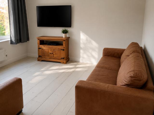 3 bedroom flat to rent