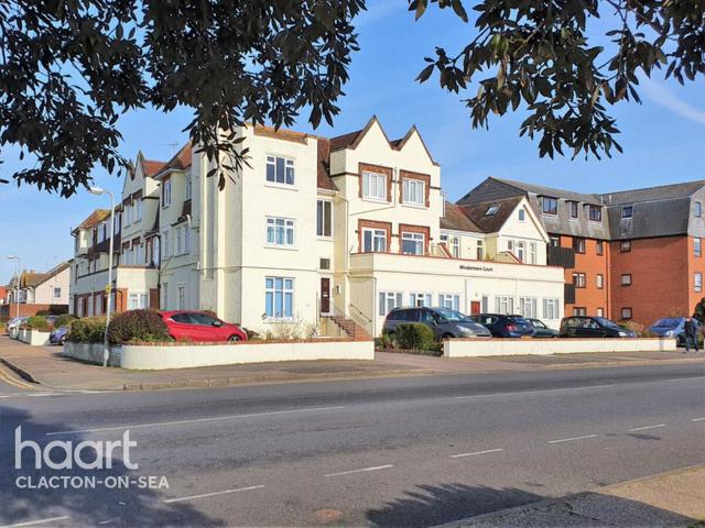 3 bedroom flat to rent
