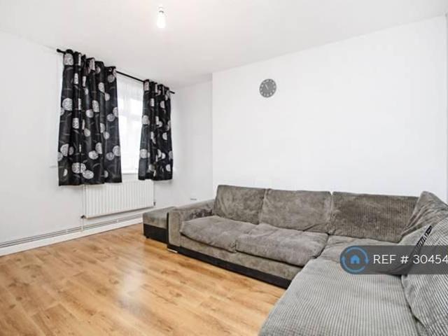 3 bedroom flat to rent