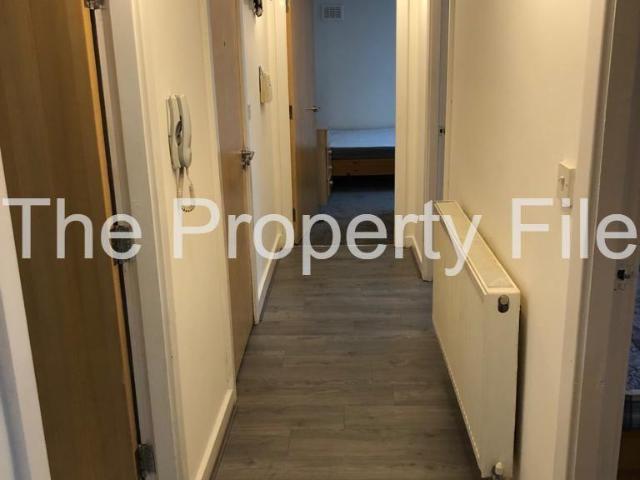 3 bedroom flat to rent