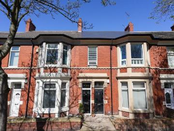 3 bedroom flat to rent