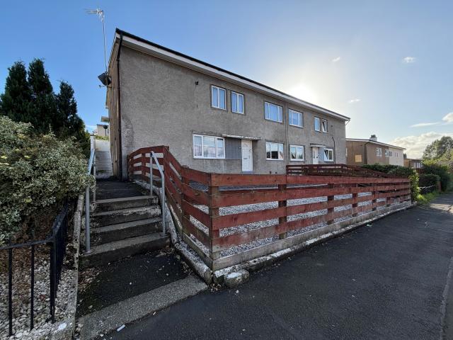 3 bedroom flat to rent