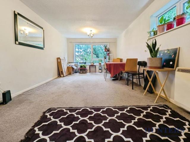 3 bedroom flat to rent