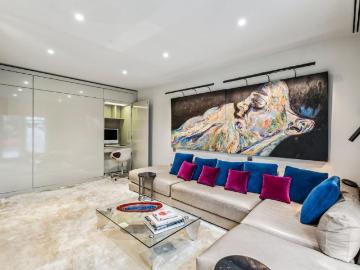 3 bedroom flat to rent