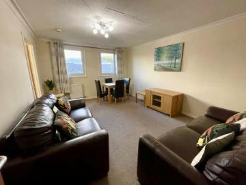 3 bedroom flat to rent