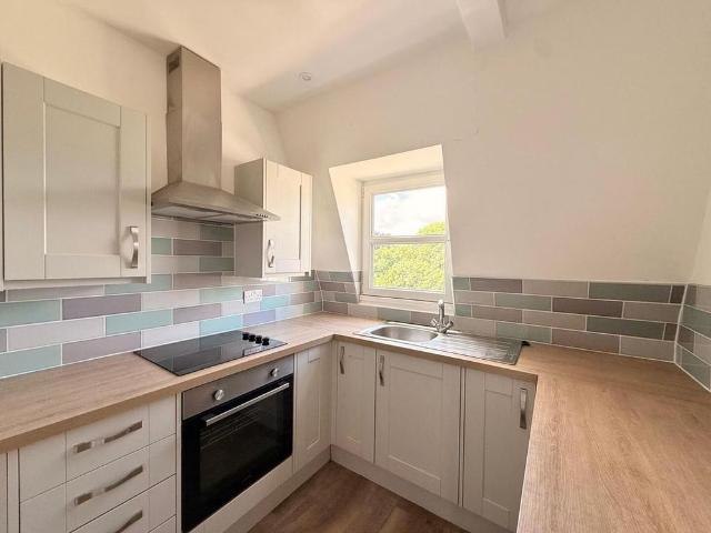 3 bedroom flat to rent