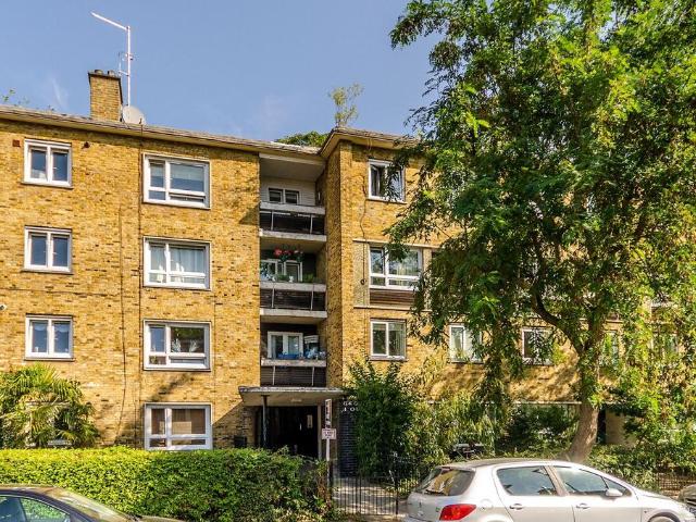 3 bedroom flat to rent