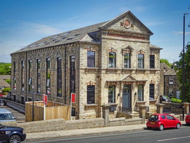 3 bedroom flat to rent