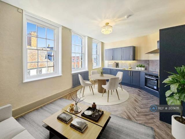 3 bedroom flat to rent
