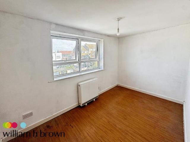3 bedroom flat to rent