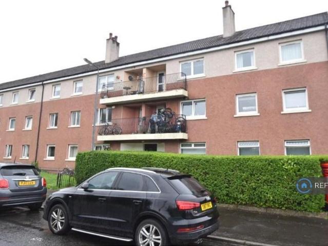 3 bedroom flat to rent