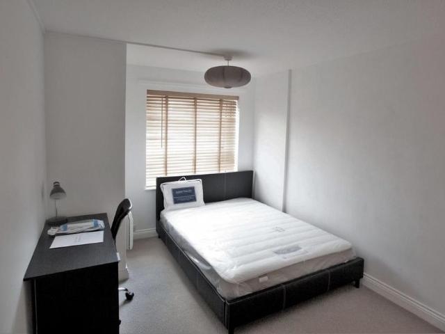3 bedroom flat to rent