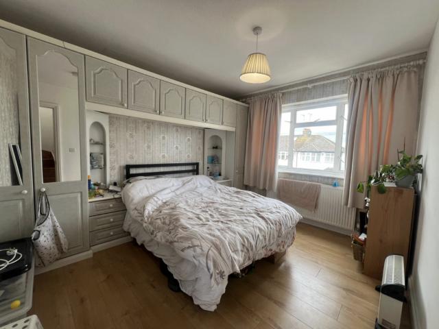 3 bedroom flat to rent