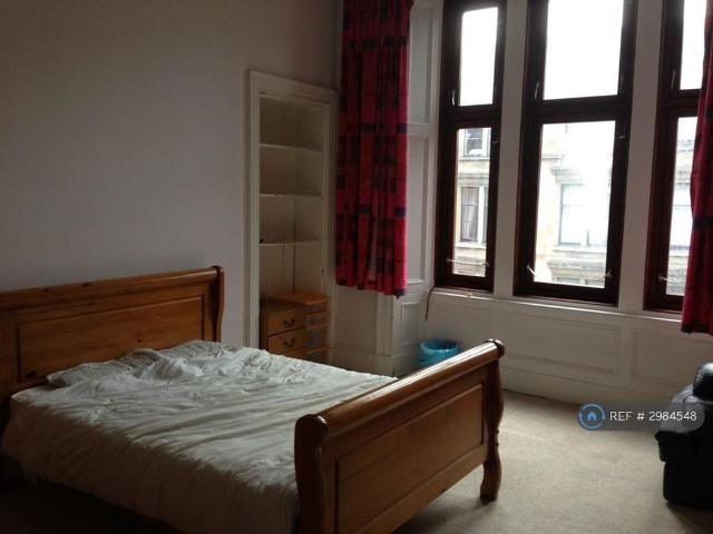 3 bedroom flat to rent