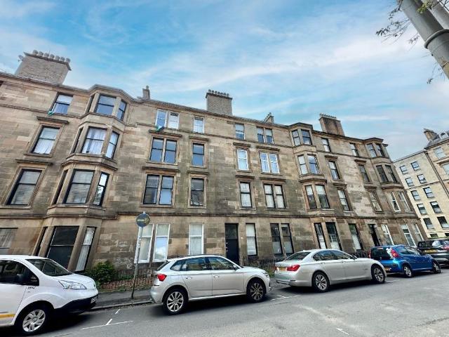 3 bedroom flat to rent