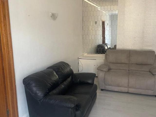 3 bedroom flat to rent