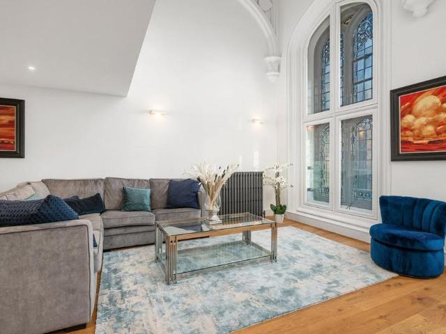 3 bedroom flat to rent