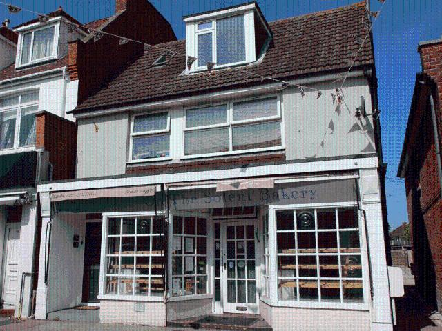 3 bedroom flat to rent