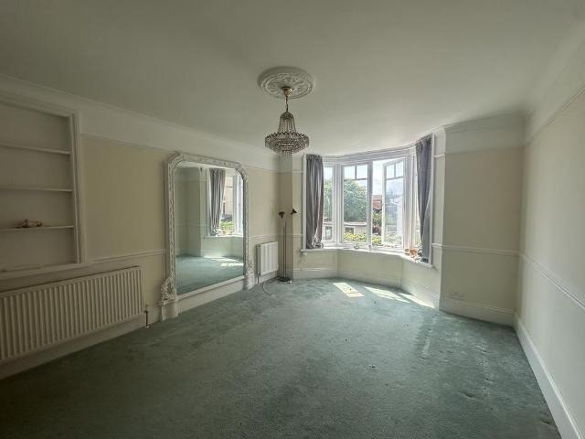 3 bedroom flat to rent