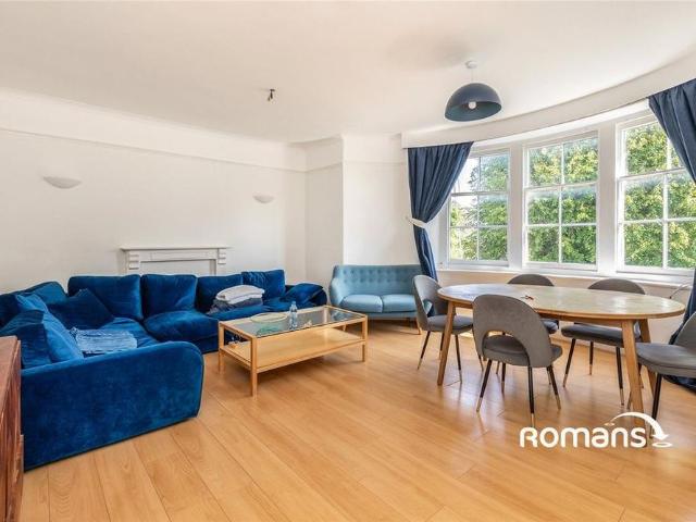 3 bedroom flat to rent