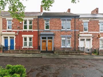 3 bedroom flat to rent