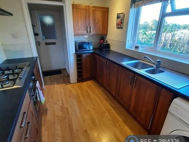 3 bedroom flat to rent