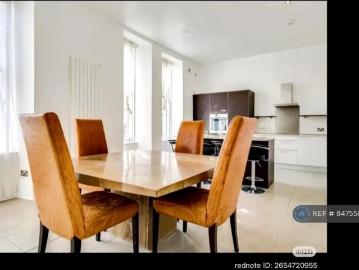 3 bedroom flat to rent