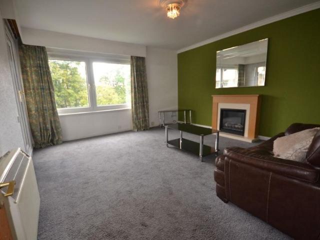 3 bedroom flat to rent