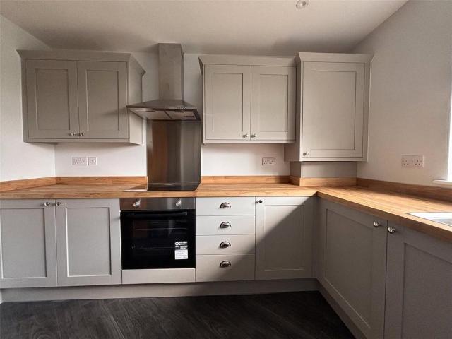 3 bedroom flat to rent
