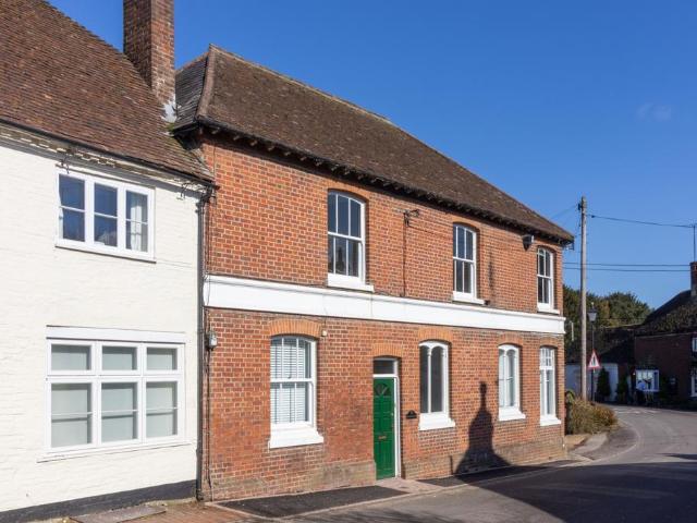 3 bedroom flat to rent