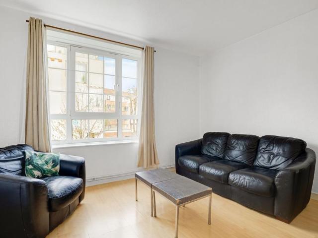 3 bedroom flat to rent