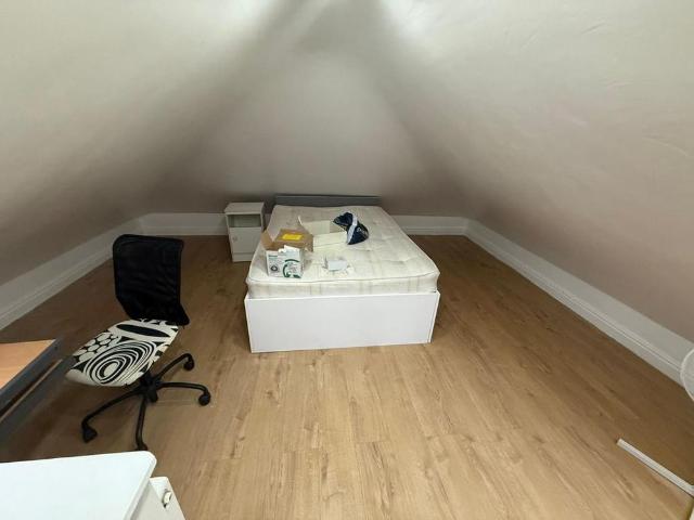 3 bedroom flat to rent
