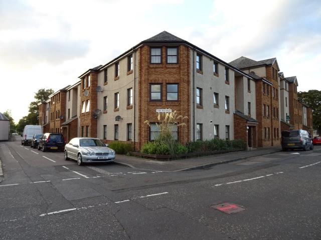 3 bedroom flat to rent