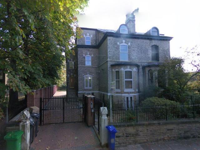 3 bedroom flat to rent