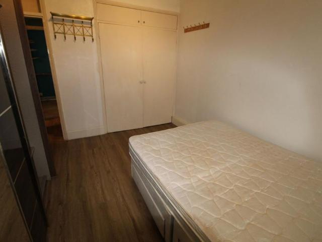 3 bedroom flat to rent