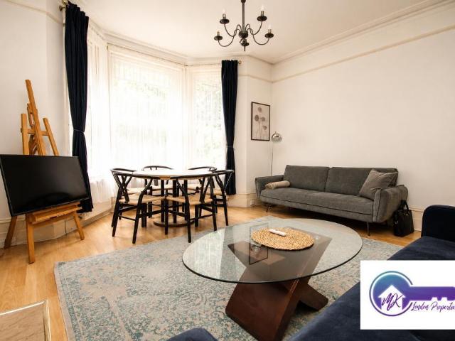 3 Bedroom Flat To Rent