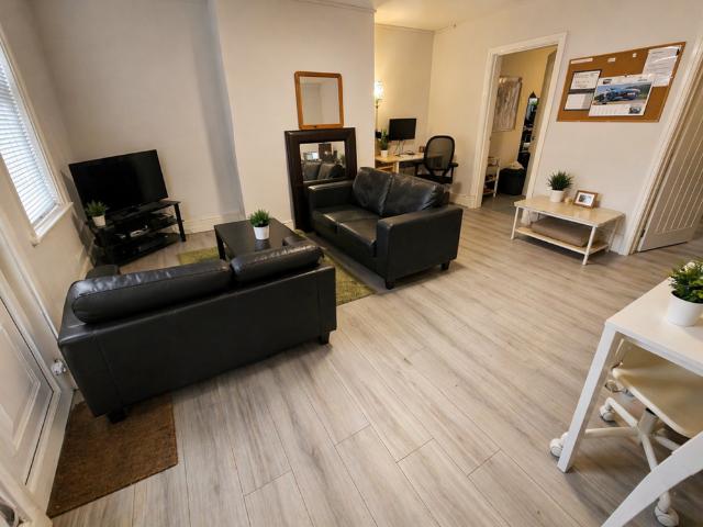 3 bedroom flat to rent