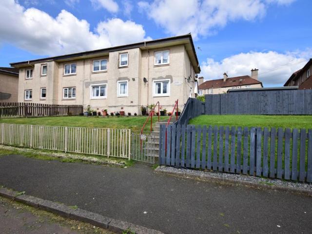 3 bedroom flat to rent
