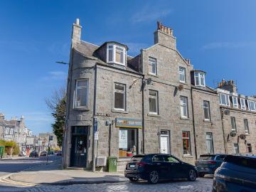 3 bedroom flat to rent